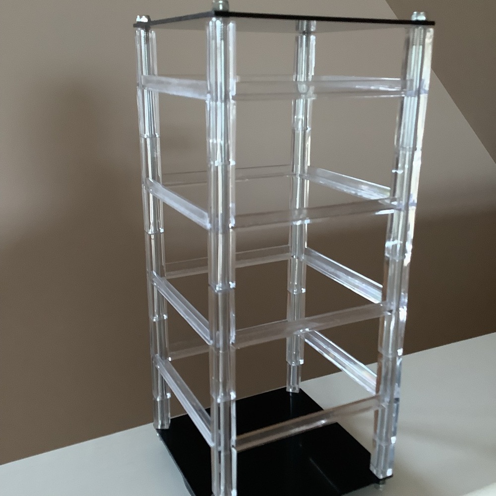 Earring jewelry stand